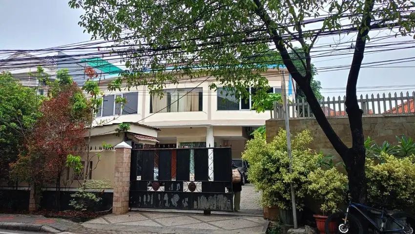 Rumah 2.5 Lantai di Kayu Putih, 7 menit ke Tol dan LRT Pulomas