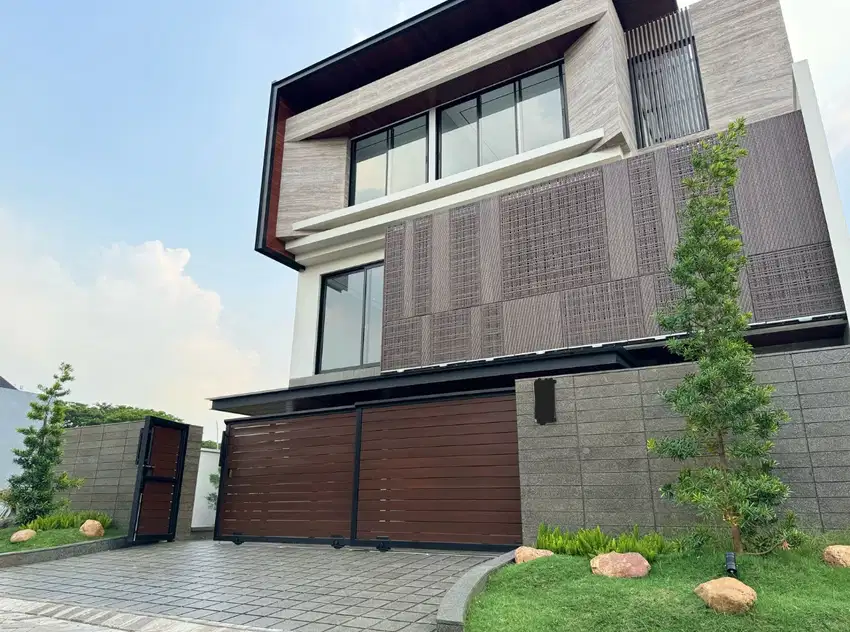 DIJUAL RUMAH CITRALAND BARU DESIGN TERBAIK LANGKA DKT PAKUWON GRAHA