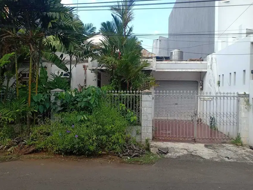 Rumah standart perlu renov di Kelapa Nias , Kelapa Gading