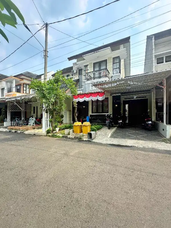 RUMAH FULL FURNISHED SIAP HUNI DI DALAM TOWNHOUSE JAGAKARSA JAKSEL