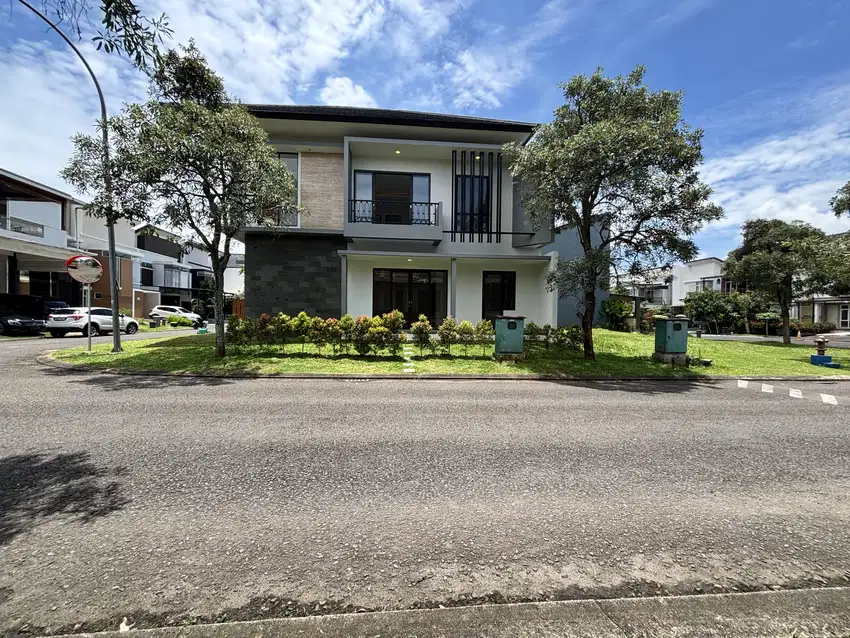 Dijual Rumah Hoel 2 Living Room 5 menit ke AEON di The Icon BSD