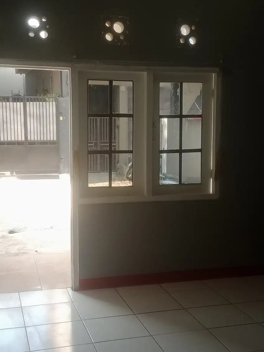 Rumah di lingkungan aman dlm komplek Jatihandap Cicaheum