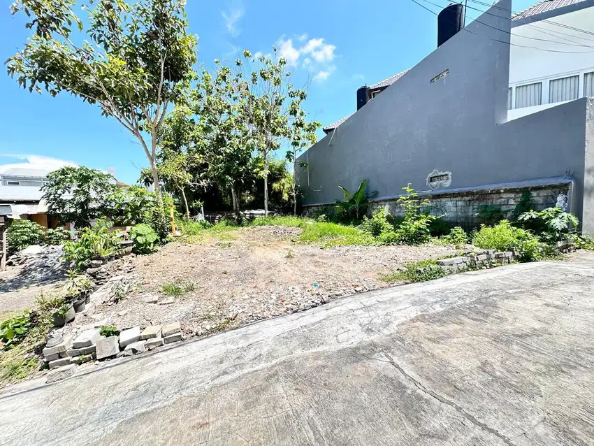 Dijual Tanah Lokasi Strategis di Jl. Pasraman Unund - Jimbaran.