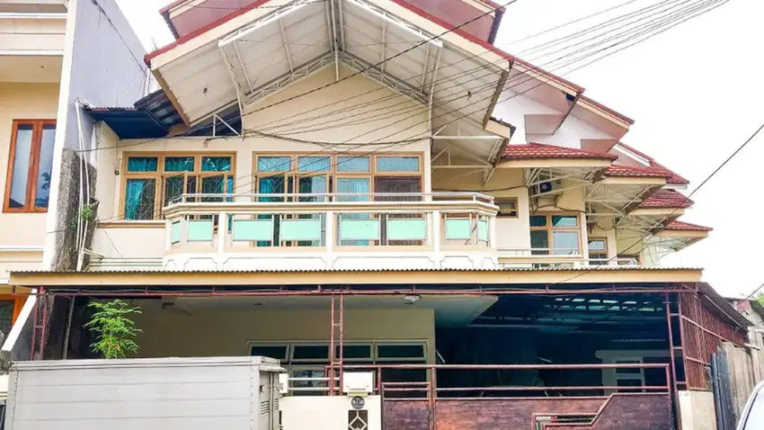 Rumah 2 1/5 Lantai di Bukit Duri Tebet Jakarta Selatan