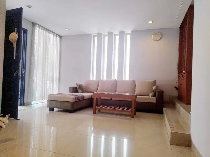 Dijual Rumah Bagus Taman Grisenda PIK, Jakarta Utara