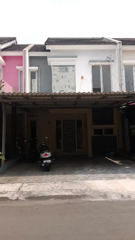 disewakan rumah di cluster moderland