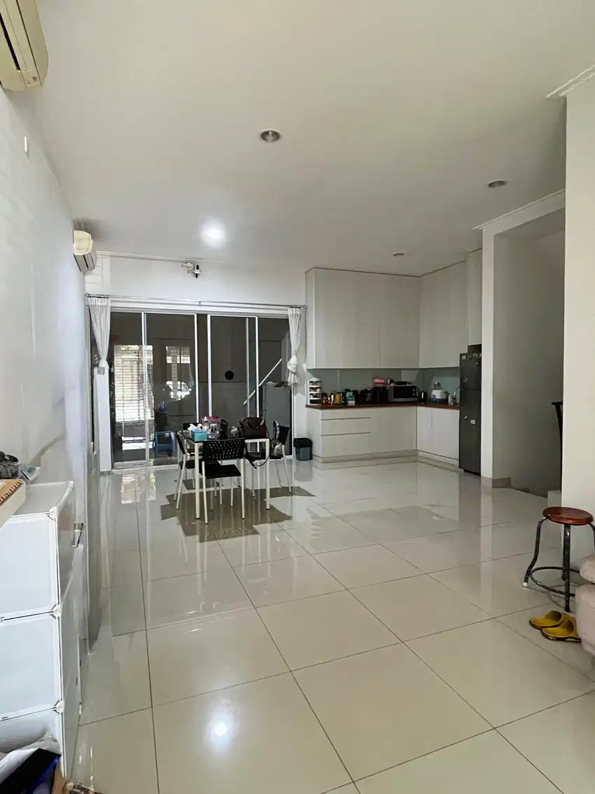Rumah Cantik Furnished Sedayu City Cluster Eropa Kelapa Gading