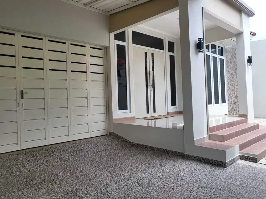 Jual Rumah Siap Huni dan Nyaman  Jl.Rejomulyo Semarang Timur – 10164