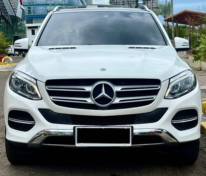 MERCEDES BENZ GLE 250D 4MATIC TAHUN 2017
