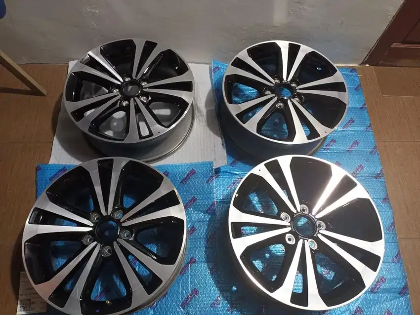 Velg New Rush R17 Terios Xpander Creta Ertiga