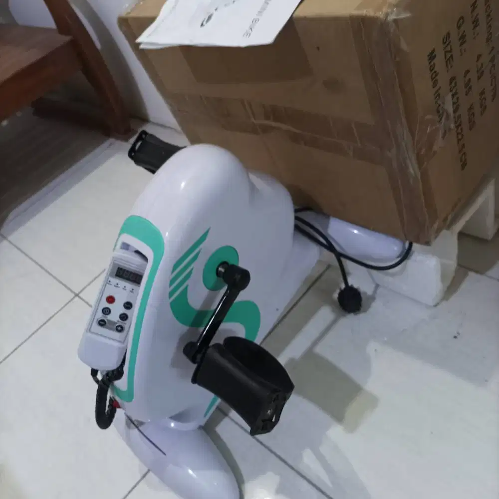 Alat terapi kesehatan Kaki dan tangan.