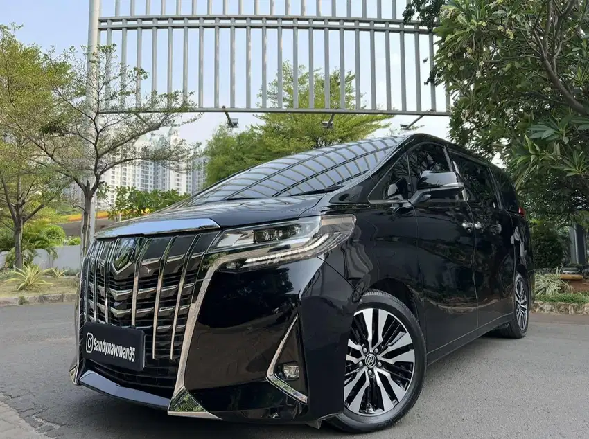 ALPHARD G LOMBARDI ALLEGRA 2022/2023 KM.15.000 BLACK LIMITED EDITION