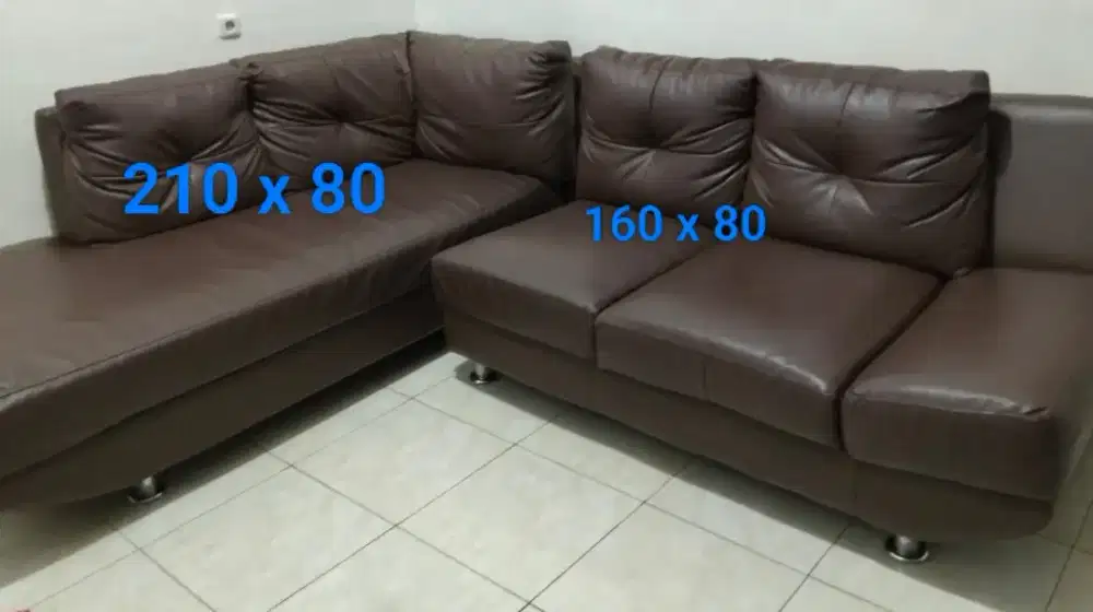 Sofa coklat merk titov