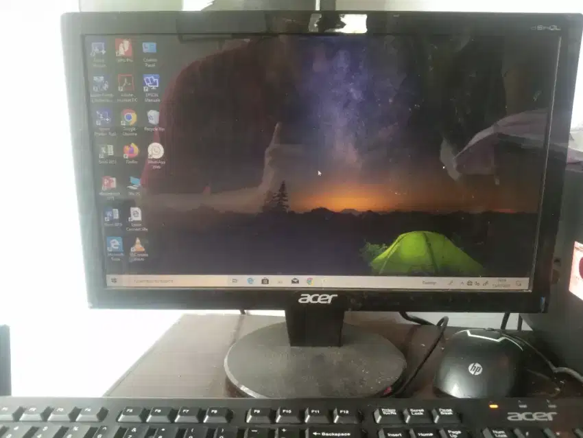 Monitor Komputer Acer