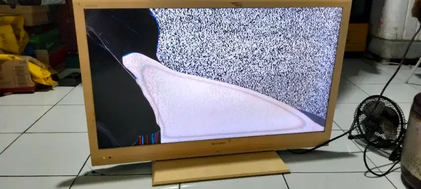 Tv led Sharp Aquos