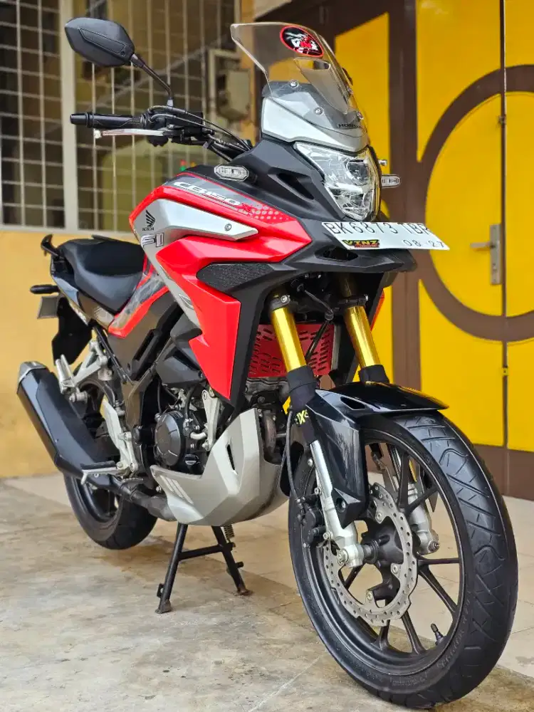 Honda CB150X / CB 150X 2022, Red Premium Metalic.