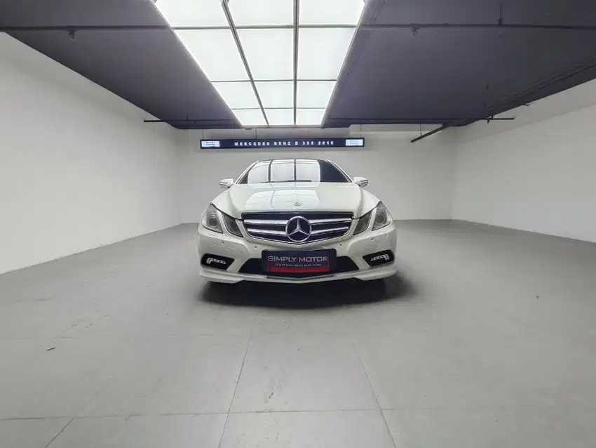 Mercedes benz E350 AMG COUPE 2010 LOW KM RARE