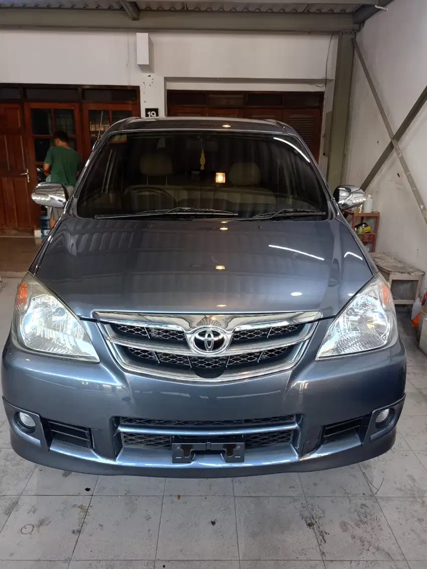 AVANZA G AT 2011
