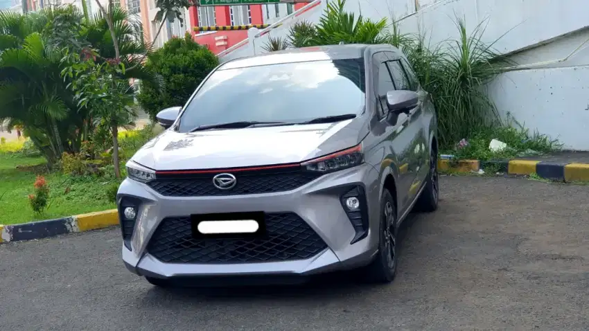 Km26rb daihatsu xenia r cvt asa 2022 pakai 2023 silver