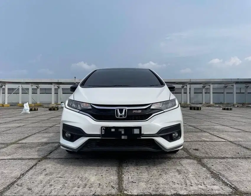 KM 40 rb. Honda Jazz RS Black Top Edition 2019