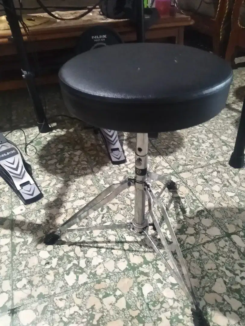 Kursi drum paladin