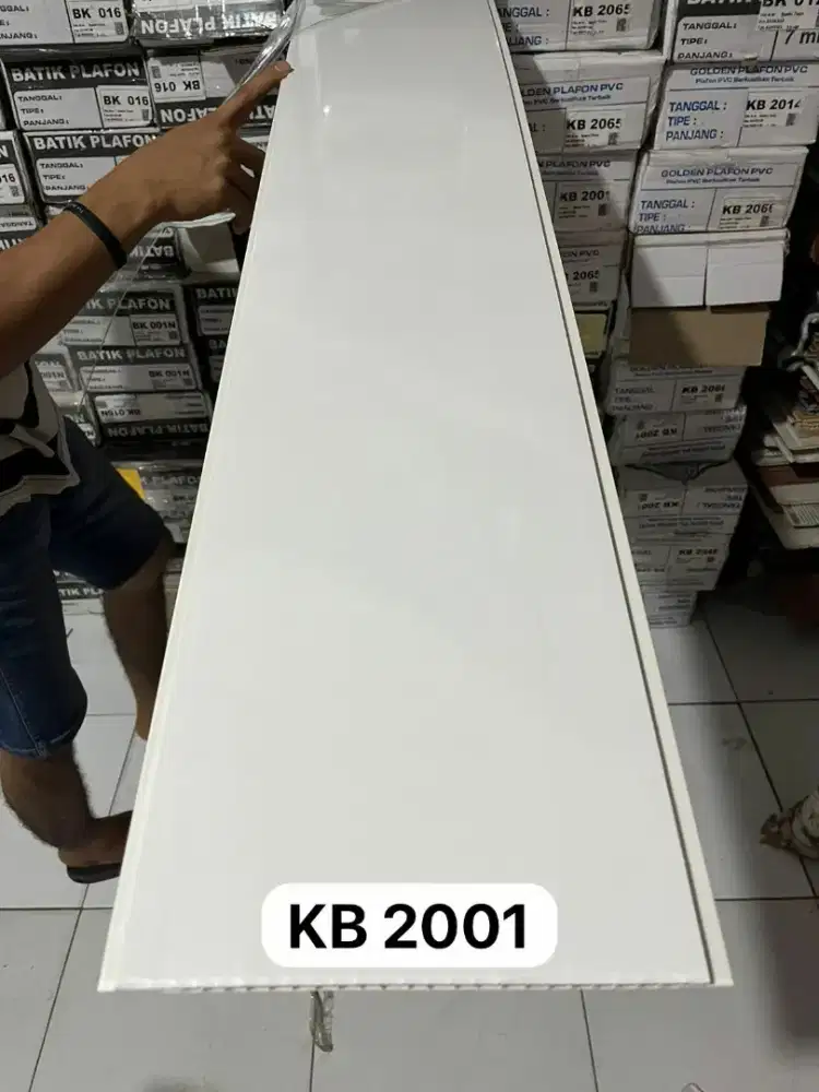 Distributor Plafon PVC