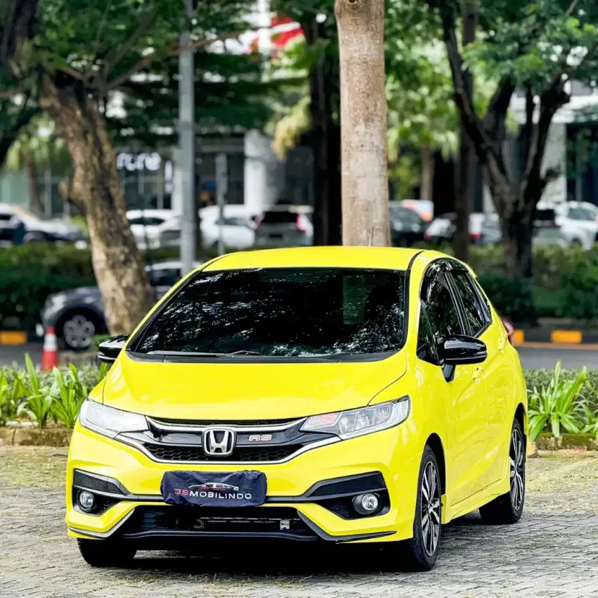 DP 10 JUTA!! HONDA ALL NEW JAZZ 1.5 RS A/T 2018 FACELIFT KUNING LEMON