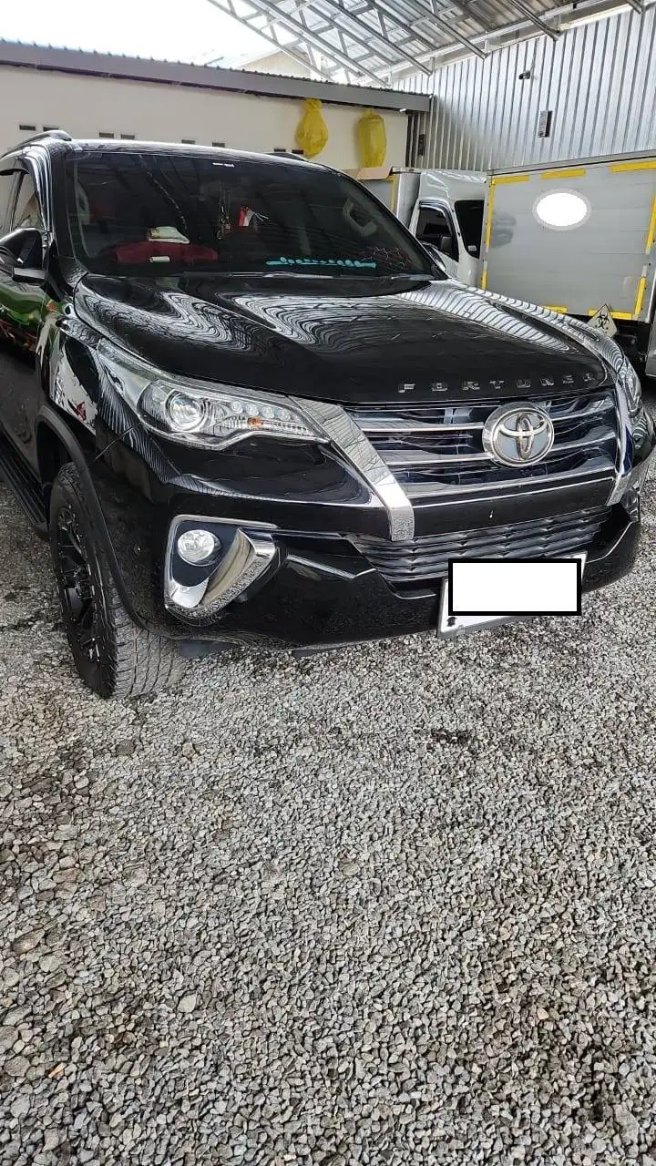 TOYOTA FORTUNER TAHUN 2018 TYPE G (Manual) LOW KM