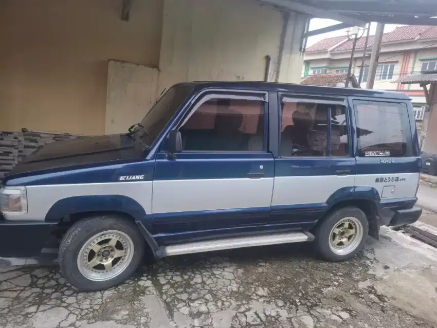 Di jual kijang Rover