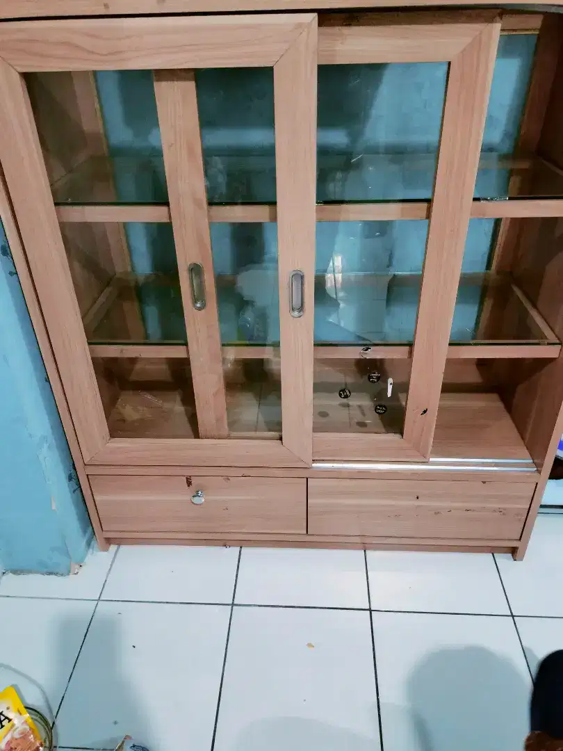 lemari kaca rak kabinet 3 tingkat