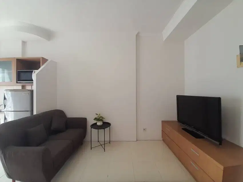 Disewakan Apartemen Mediterania Garden 2, 2BR Furnished Luas 42m2