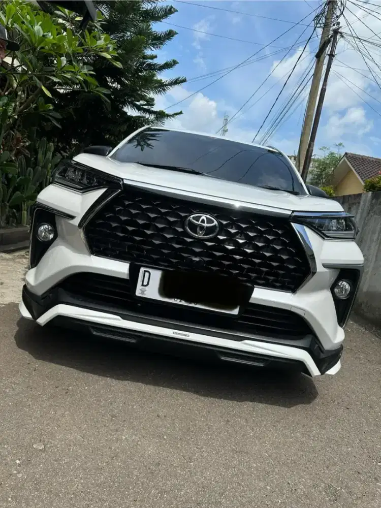 TOYOTA VELOZ Q MANTAPPP