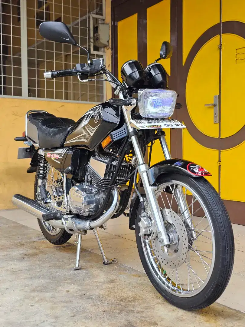 Yamaha RX King / RX King 135 2004, Black Premium Metalic.