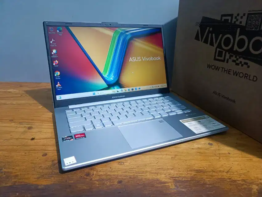 Asus Vivobook E1404FA Ryzen 3 7320U 8/512GB FHD Garansi 2026