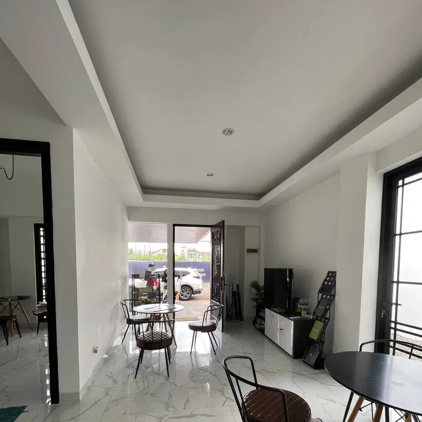 Dijual Rumah Mewah 3 Lantai American style di Pesanggrahan - Jakse