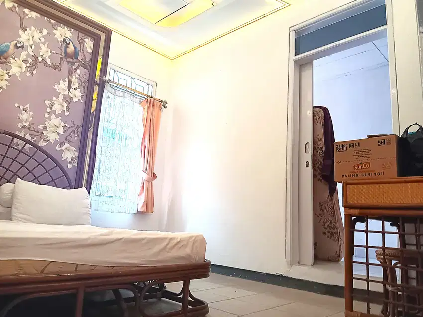 SEWA HARI BULANAN VILLA 1 KAMAR HOTEL CIPANAS KOTA MURAH KOLAM RENANG