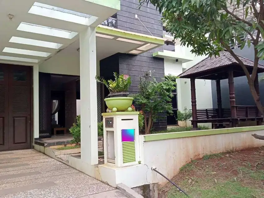 Dijual rumah di Cluster taman cemara Harapan Indah Bekasi