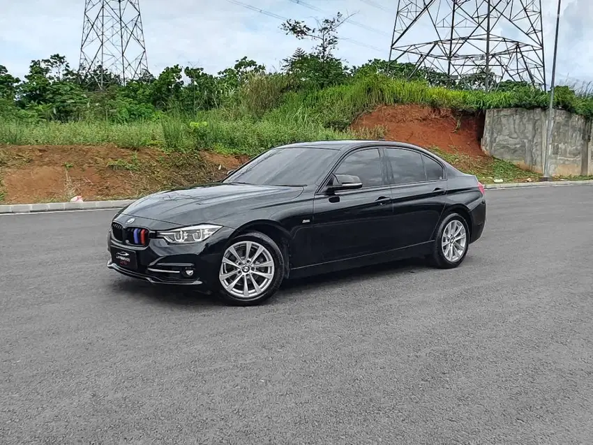 [LOW ODO !!] BMW F30 320i FACELIFT LCI SPORT 2017