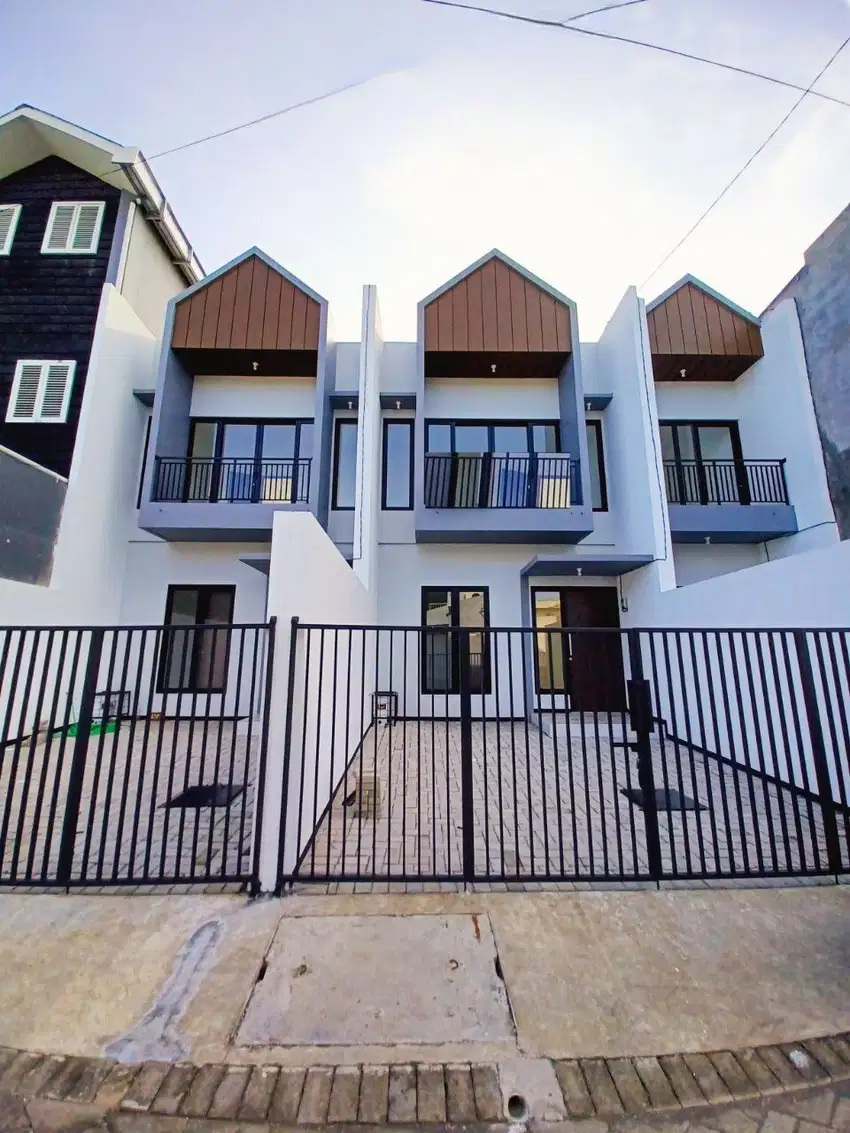 JUAL RUMAH NEW GRESS LEBAK TIMUR DKT RAYA,MERR ,KARANG ASEM
