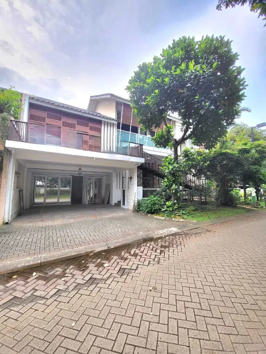 Rumah Hommy dan Mewah siap huni di bintaro SC16201