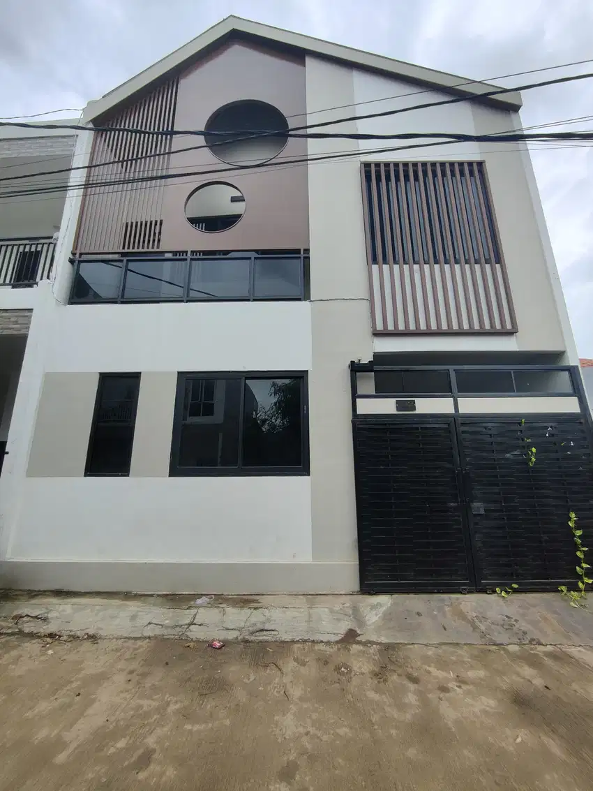 Dijual cepat rumah second full furnished siap huni di duren sawit