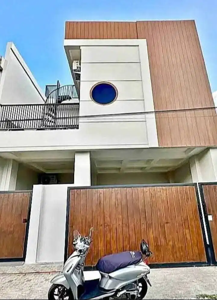 RUMAH MEWAH PLUS PERABOT DI MINASA UPA HERTASNING