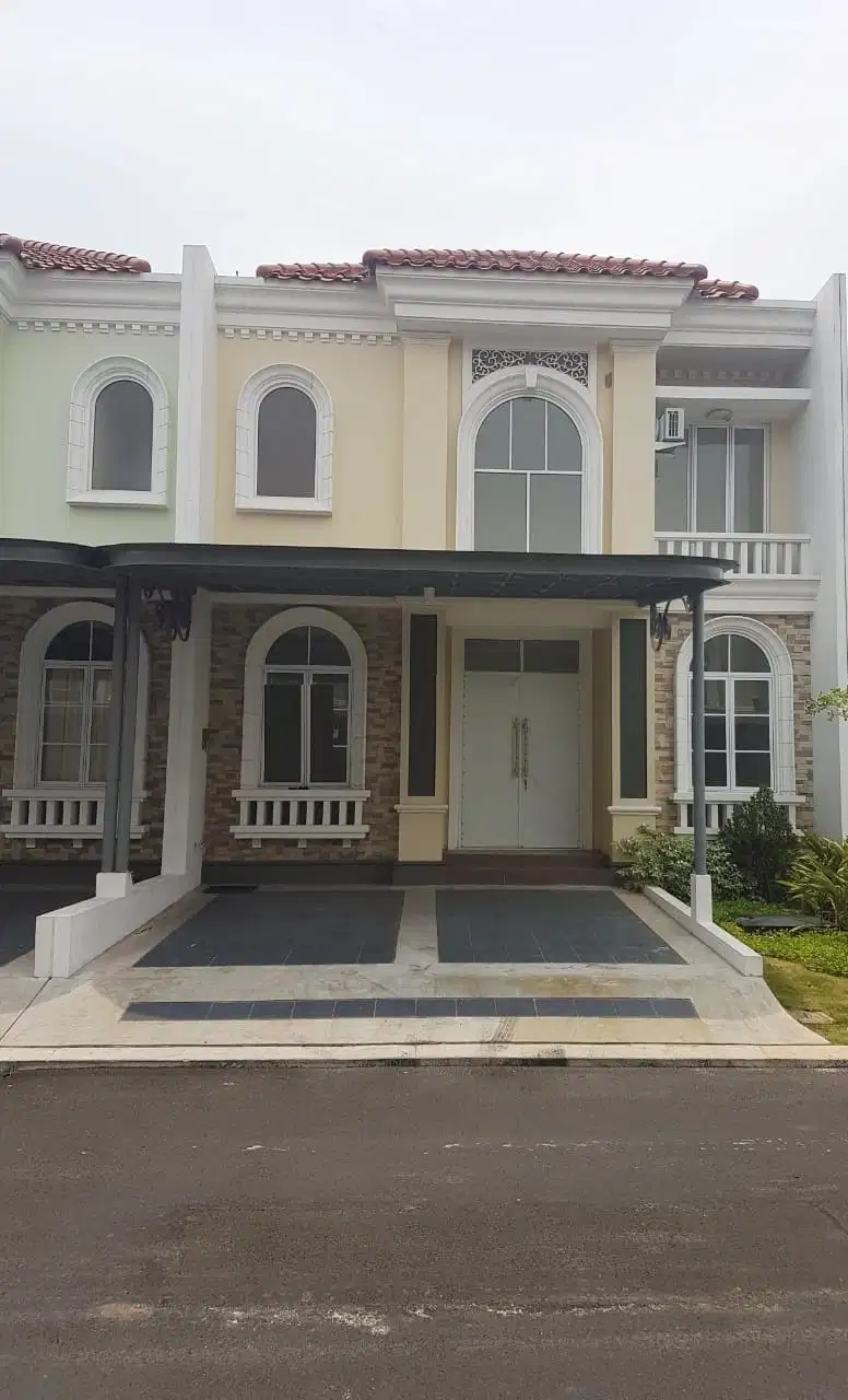 Rumah 2lt 8x17 136m 4KT Cluster La seine JGC Jakarta Garden City