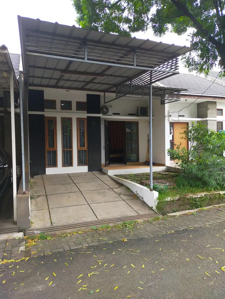Rumah Mekar Wangi Hadap Timur Furnished
