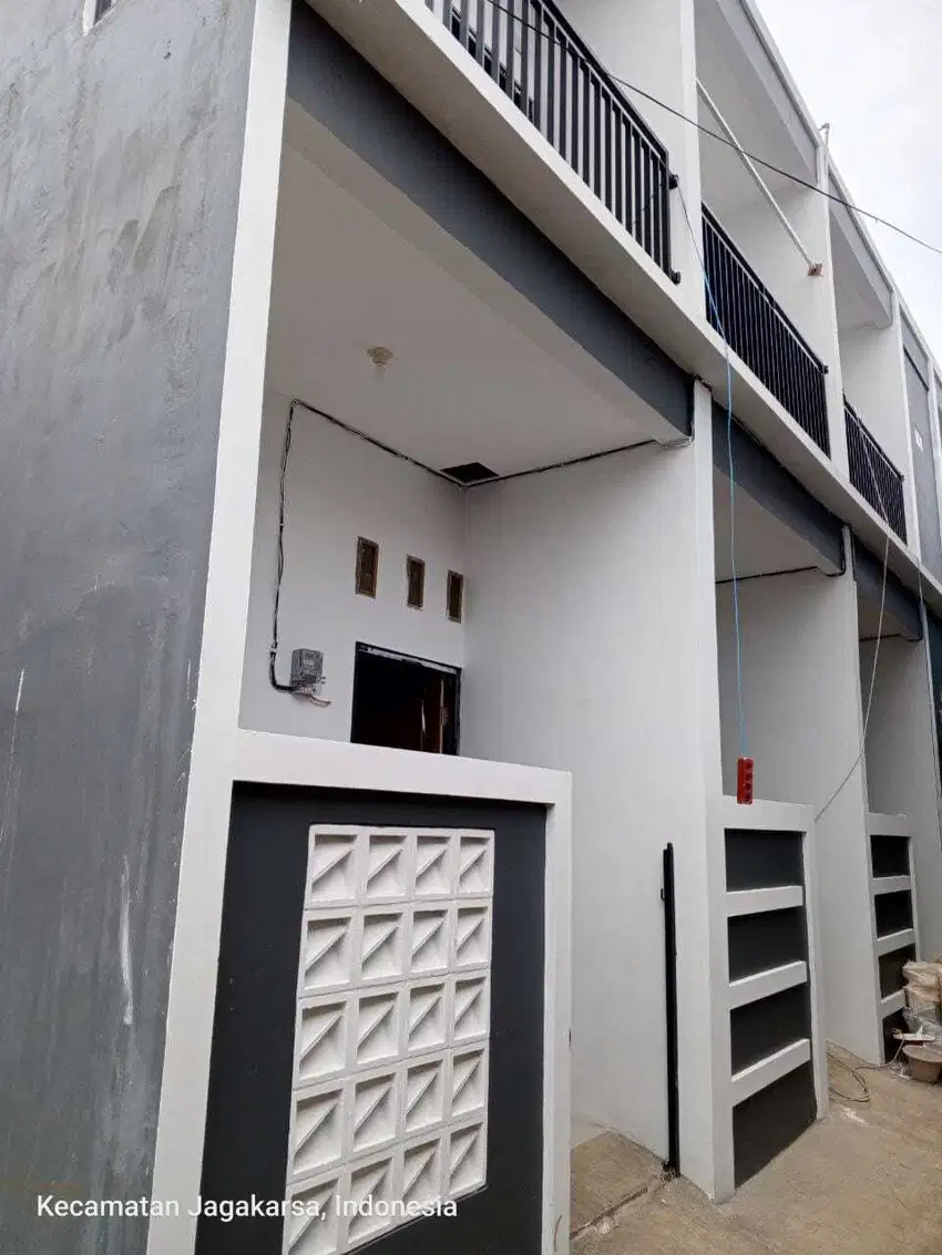 Jual murah Rumah Minimalis 2 Lt Lokasi Dekat Stasiun Lenteng Agung