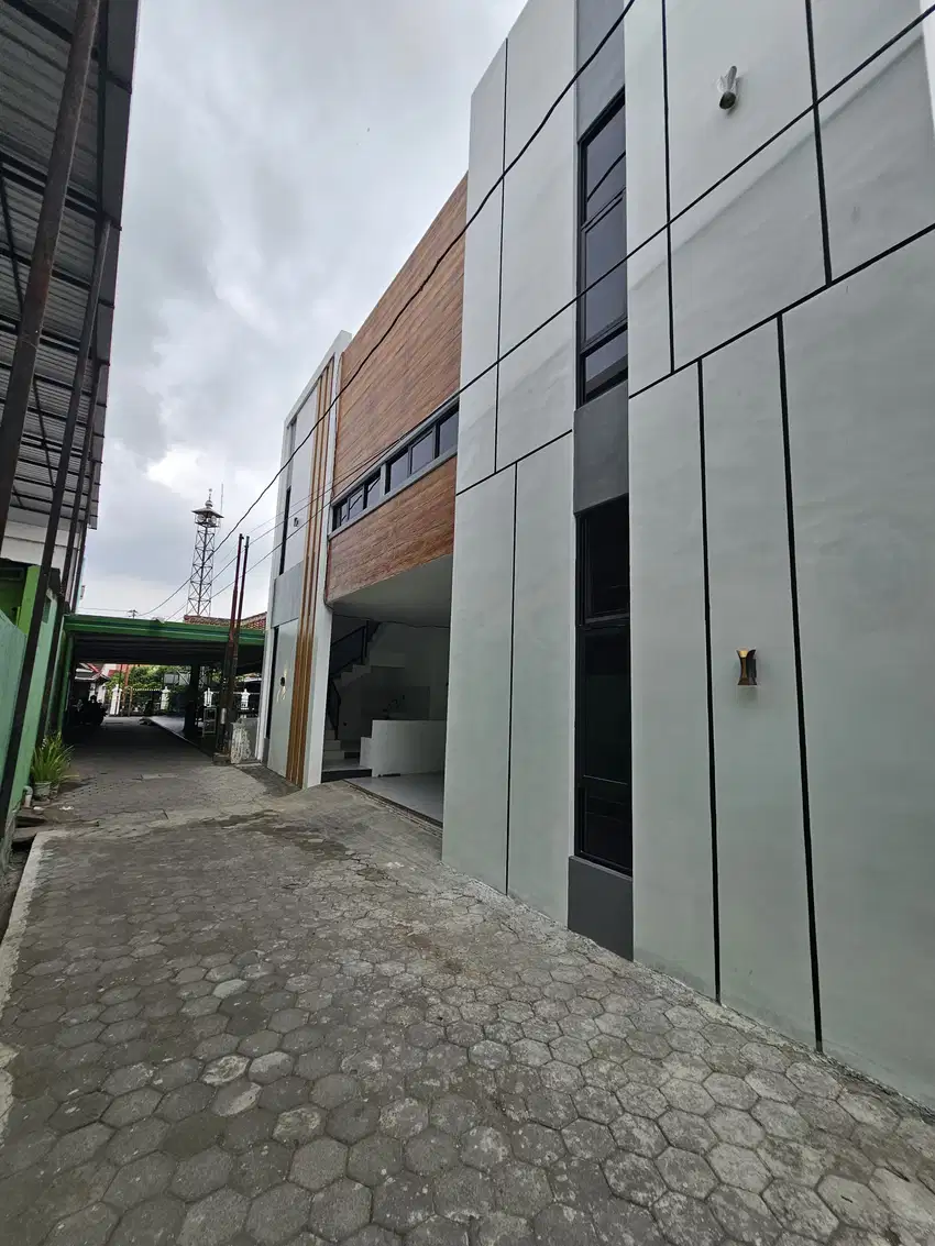 Rumah kost eksluaif mueah 16 kamar tidur jalan kaliurang KM 7.5