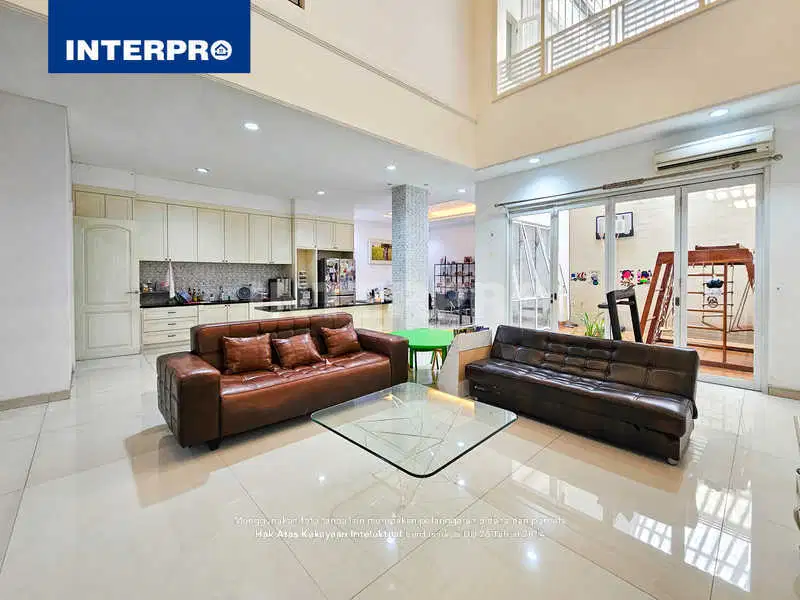 Rumah 2 Lantai Dijual Puri Kencana Kembangan Hadap Utara - LT 250m2