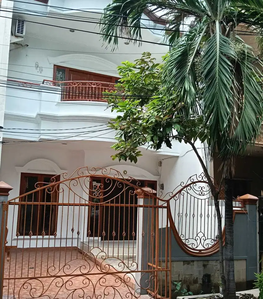 Rumah minimalis disewakan lokasi favorit Sunter Jakarta Utara
