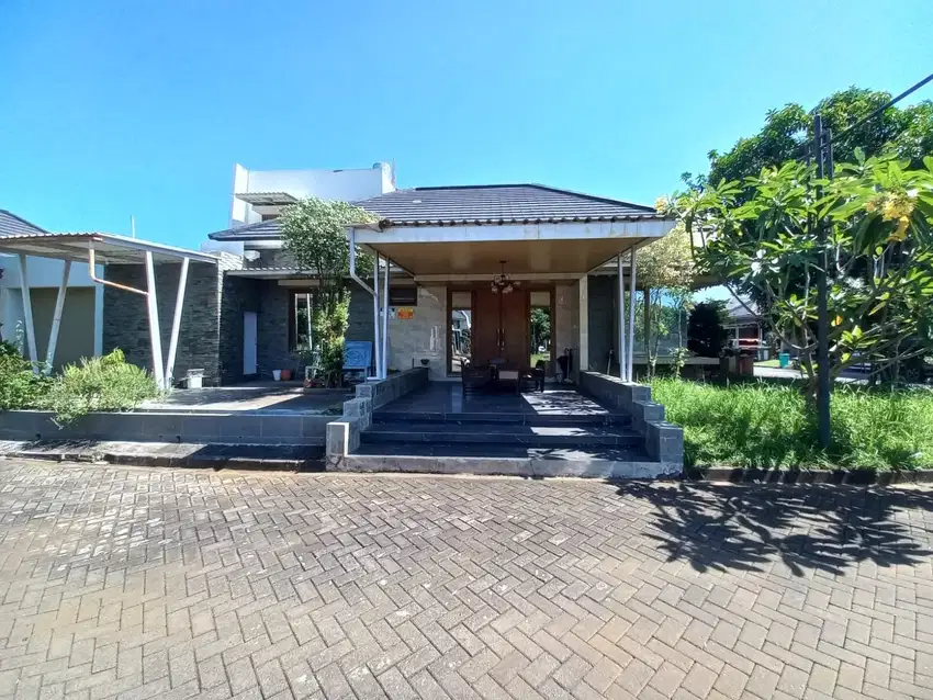 Rumah mewah di graha estetika jual murah