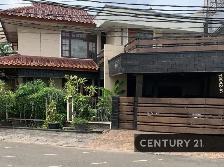 Rumah Siap Huni Di Hook Semi Furnished Dijual Di Tanjung Barat